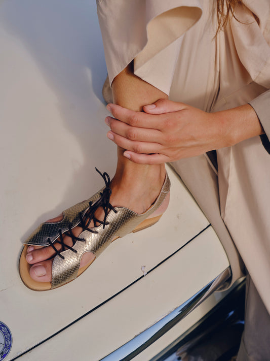 Tipos de sandalias de mujer: Guía esencial de calzado de piel para verano