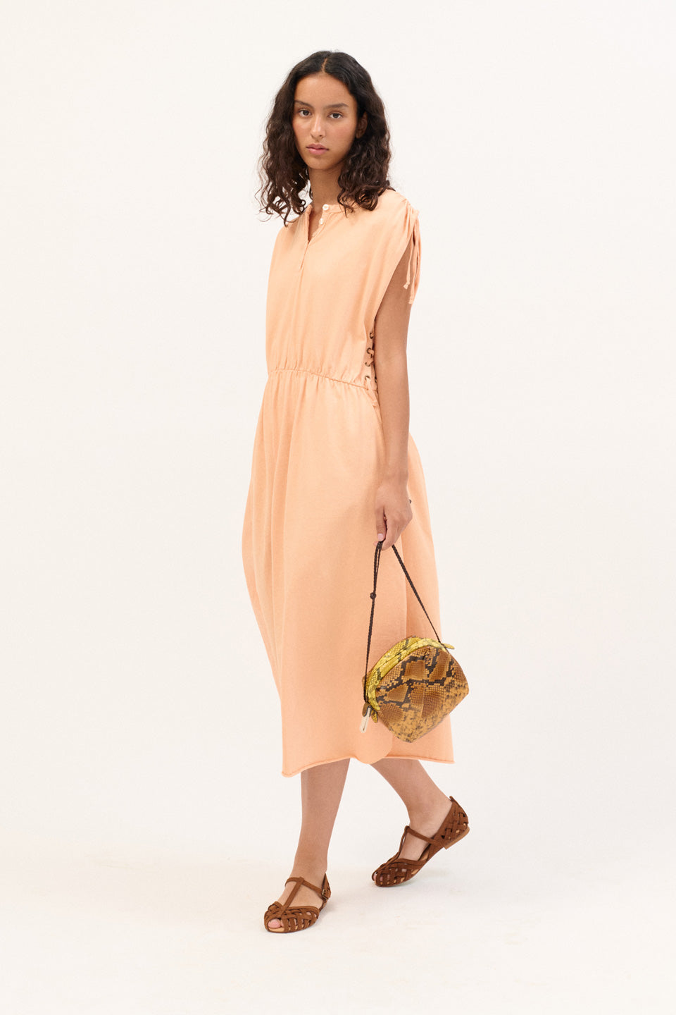 VESTIDO LEE