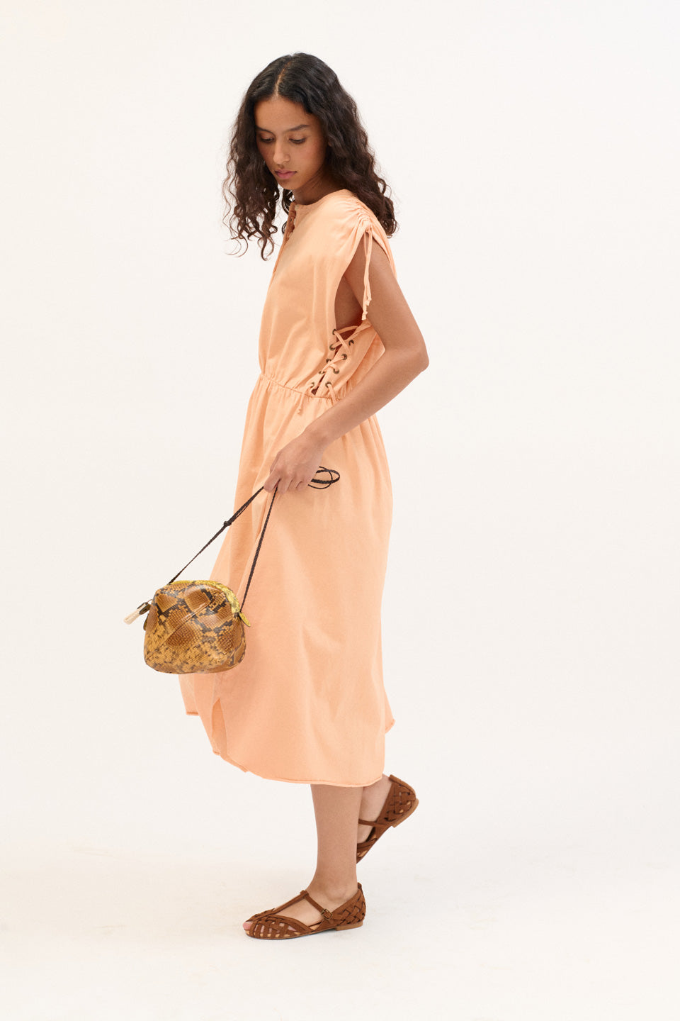VESTIDO LEE