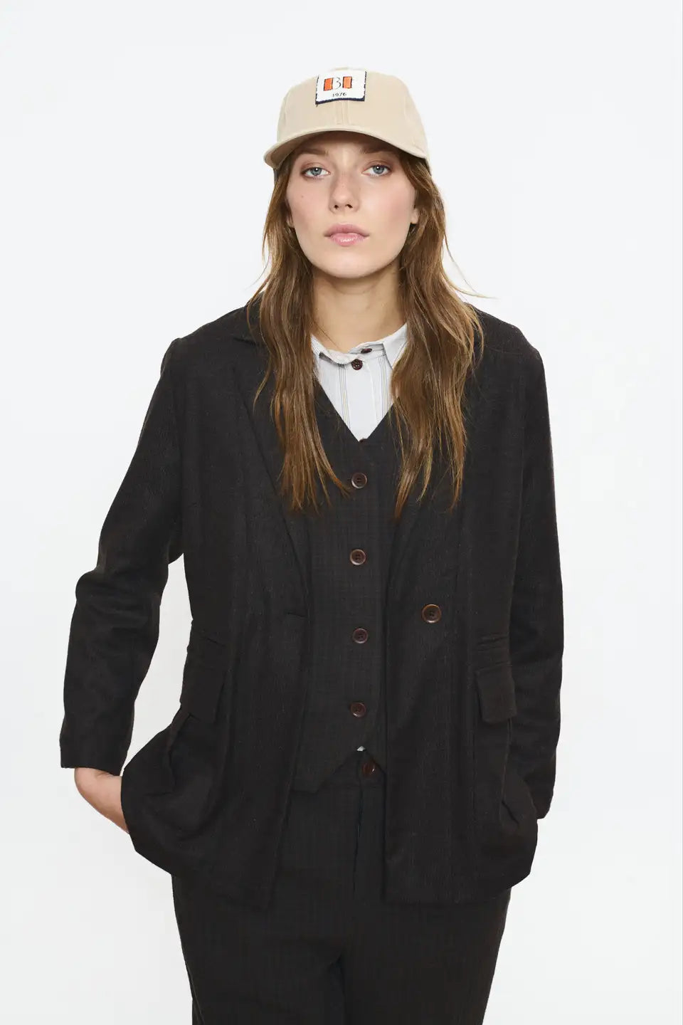 AMERICANA HELMUT