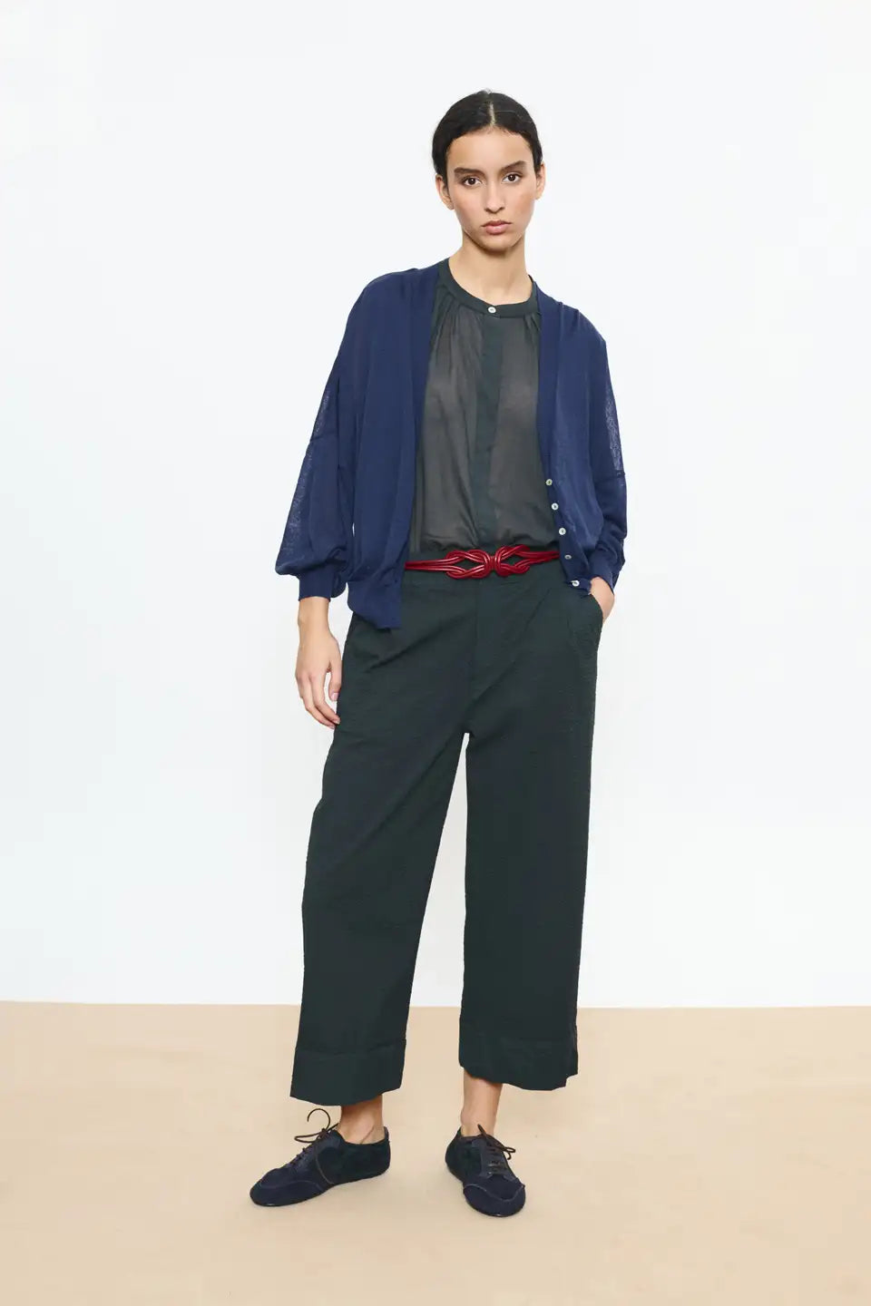 OUTSIDE TROUSERS