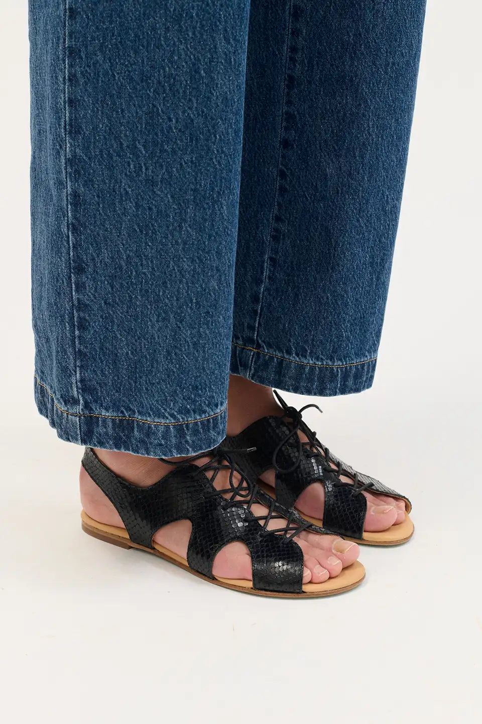 MAGNOLIA SANDALS